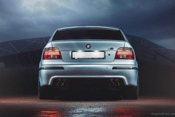 BMW 5 E39. - 3