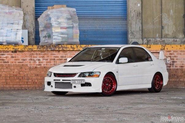Mitsubishi Lancer Evolution IX - 5