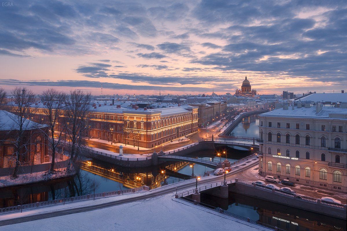 Зимний петербург фото. Санкт-Петербург зима. Санкт-Петербург зимой. Зима крыши санкт0петербург. Санкт-Петербург центр города зима.