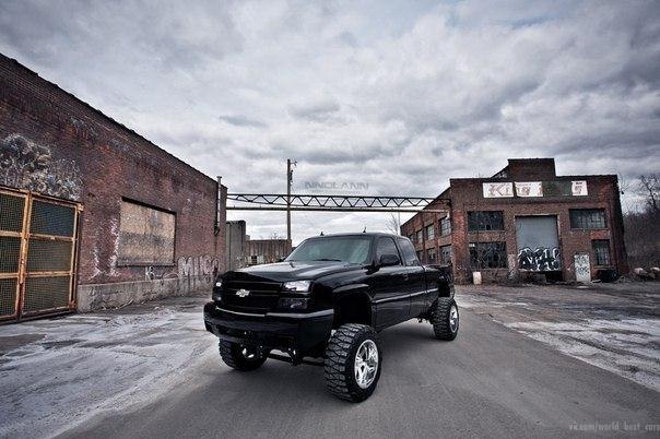 Chevrolet Silverado SS - 8