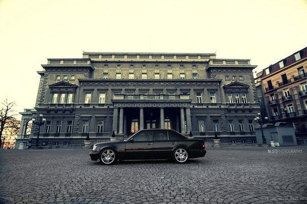 Mercedes-Benz S-Klasse Coupe (C126); Mercedes-Benz 500 E (W124). - 5