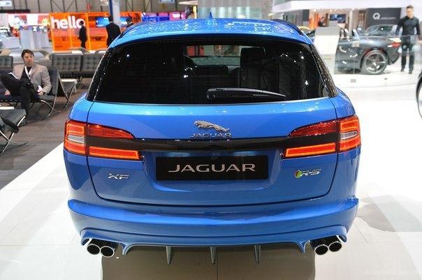 2014 Jaguar XFR-S Sportbrake - 3