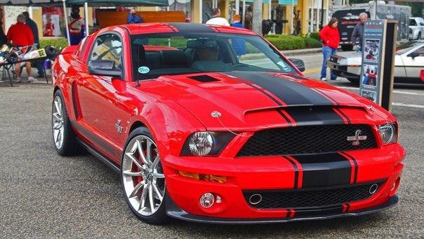 Ford Mustang Shelby GT500 Super Snake