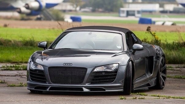 Audi R8