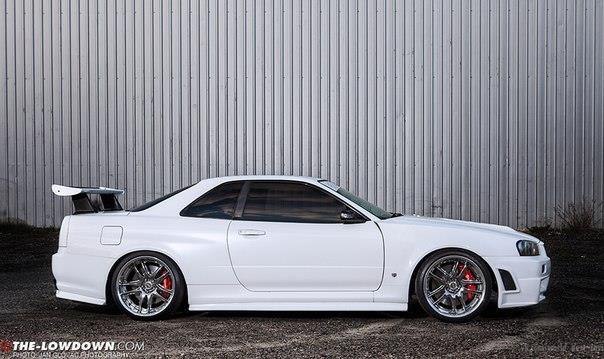 R34 GT-R - 4