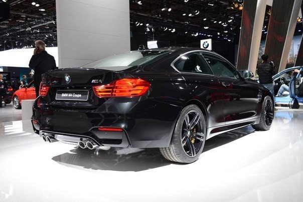 BMW M4 (F82) Black - 2