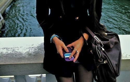 Устала быть сильной... Устала быть мудрой... Устала спасать, побеждать, выживать. Глаз хочется ...