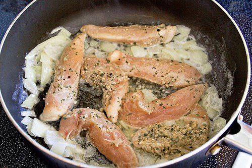 Сливочная курица с рисом басмати по-индийски.Ингредиенты:жирные сливки 1/2 стаканазира (для ... - 3