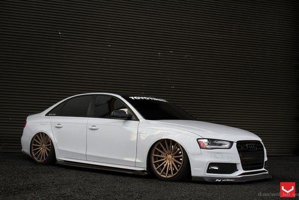Audi S4 Vossen - 2