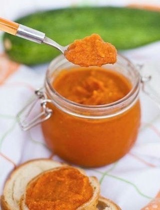 Быстрая кабачковая икра на зиму.кабачки – 3 кгморковь – 1 кглук репчатый – 1 кгтоматный соус – 300 ...