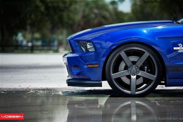 Ford Shelby GT500 Convertible - 2