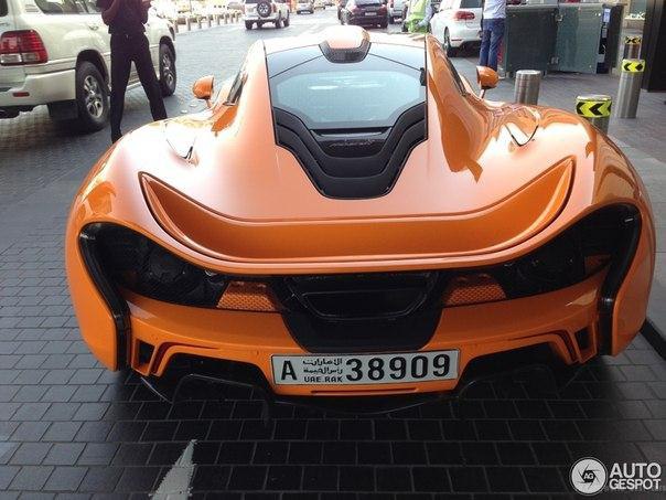 McLaren P1. 3.8 V8   916 ..  720  0-100 2.8 ... - 8