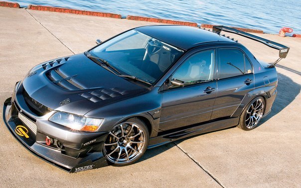 Mitsubishi Lancer Evolution.