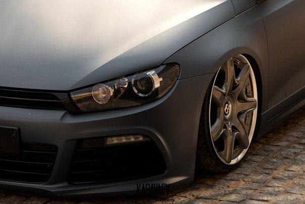 VW Scirocco just dropped on the floor. - 2