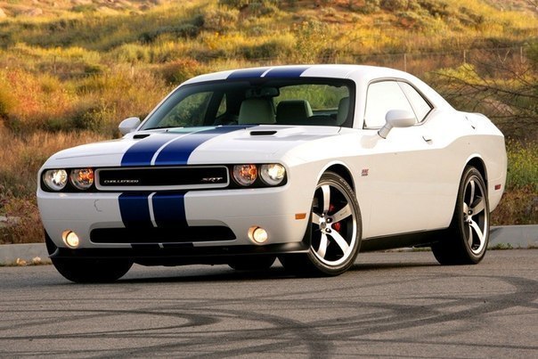 Dodge Challenger SRT-8 - 2