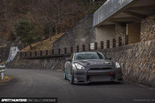 Nissan GT-R Overtake - 6