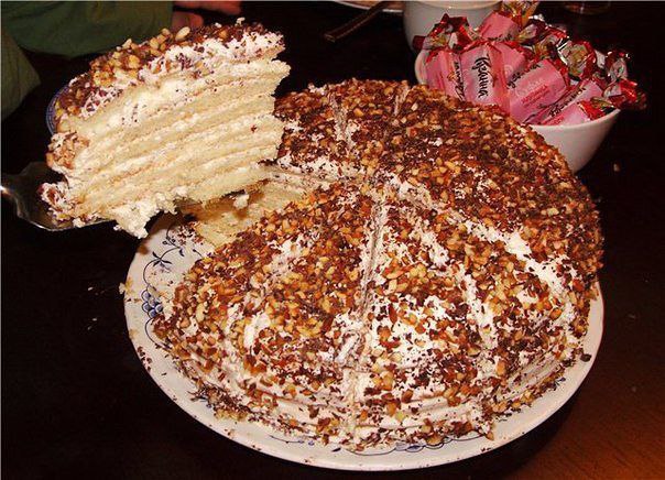 Сметанник.Ингредиенты:тесто:500 г сметаны (10-15%)200 г сливочного масла (растопить)2 стакана ...