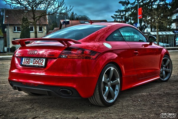 Audi TTRS.   ...