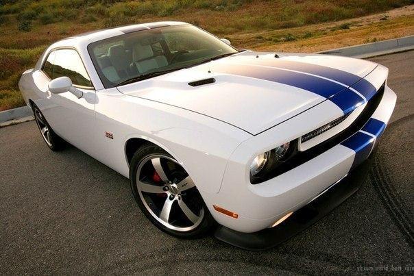 2011 Dodge Challenger SRT-8