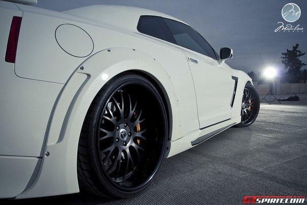 Nissan GT-R by Wald - 8