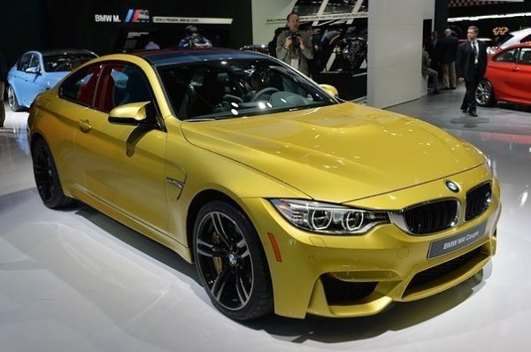 BMW M4 Coupe.: 2979 : 431 .. : 550  :  6 ...