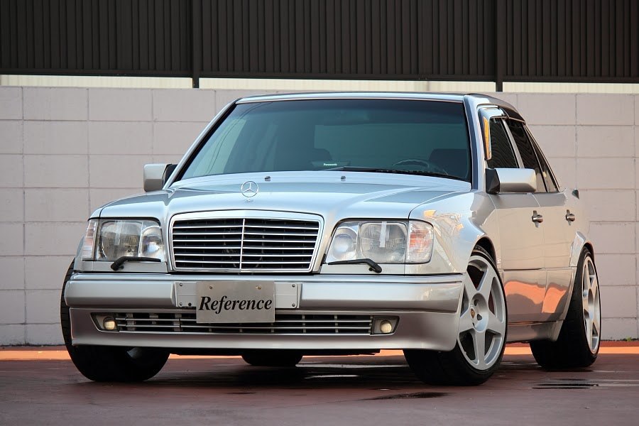 Mercedes-Benz W124 E500