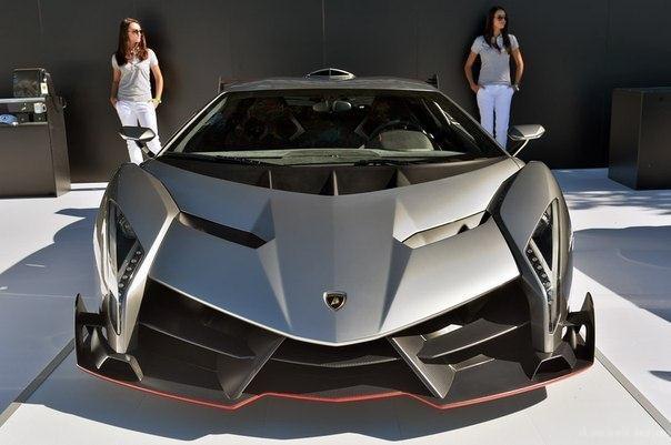 Lamborghini Veneno. V12   6,5  750 ..   2,8 ... - 2