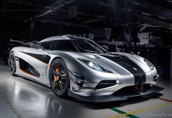 Koenigsegg Agera One:1 - 7