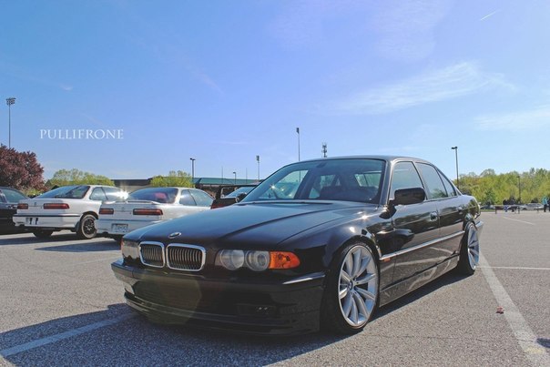 BMW 7 Series (E38)