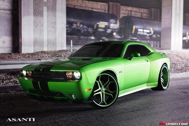 Dodge Challenger - 3