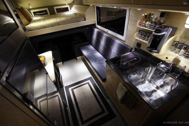 EarthRoamer XV-HD �� ���� Ford F-650 - 7