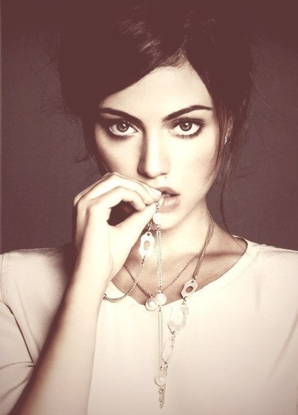 Прошлое может настигнуть Вас в любой момент. На улице или в трамвае. Оно может "Облить" ...