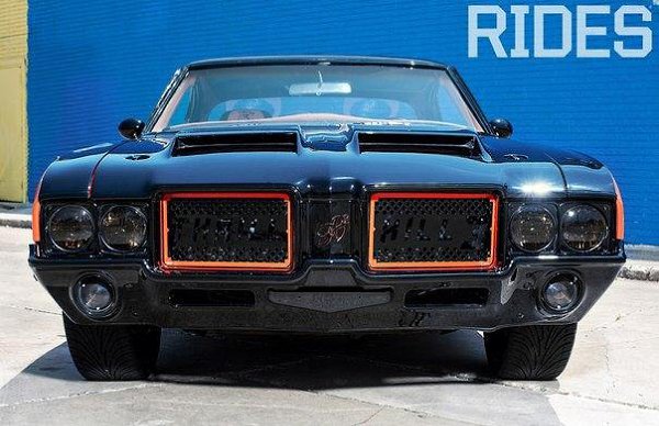 1971 Oldsmobile Cutlass Custom - 3