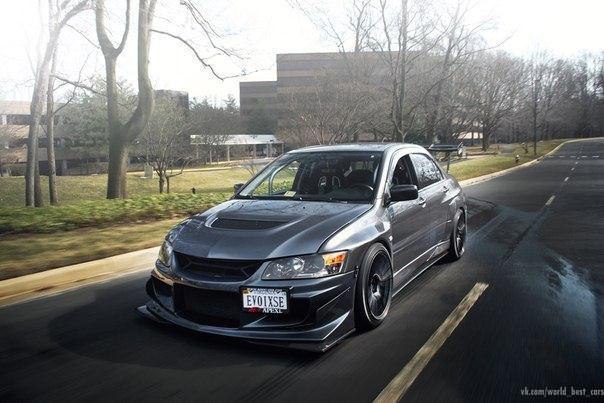 Mitsubishi Lancer Evolution IX