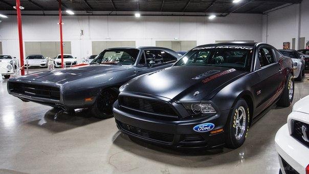 Dodge Charger & Ford Mustang Cobra Jet