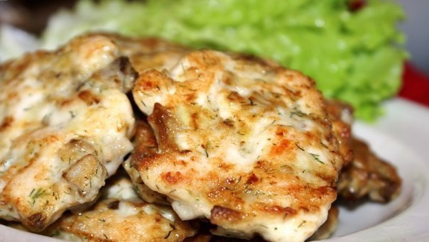 Куриные котлеты с шампиньонами.Ингредиенты:куриное филе 350-400 гшампиньоны свежие 200-250глук (по ...