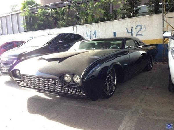 1962 Ford Thunderbird Custom.