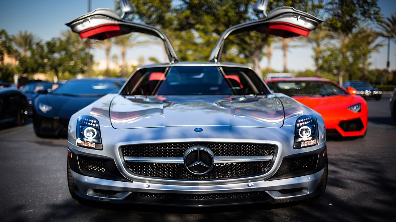 Mercedes-Benz SLS AMG