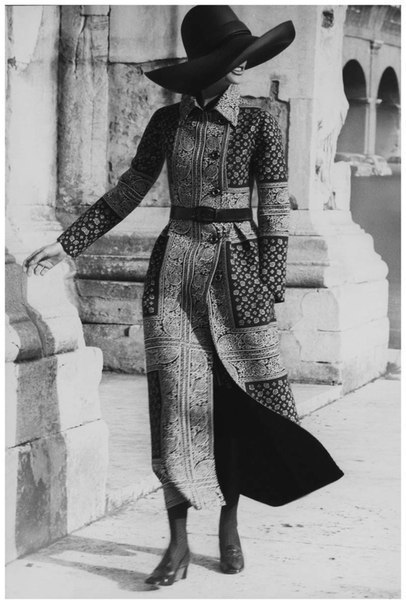    Valentino, 1970 . :  