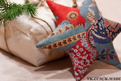 Звезды из лоскутков.. отличный подарок к Новому году !!!