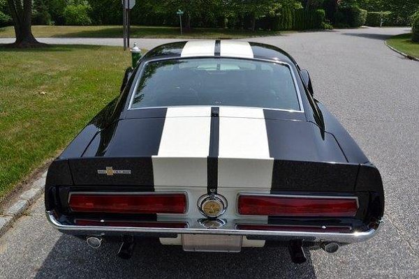 Ford Mustang Shelby GT500 - 3