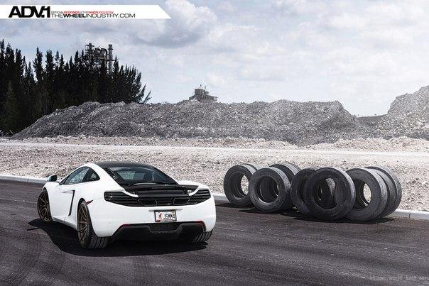 McLaren MP4-12C on ADV.1 Wheels. - 4
