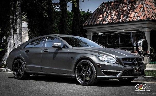 Mercedes-Benz CLS63 AMG - 2