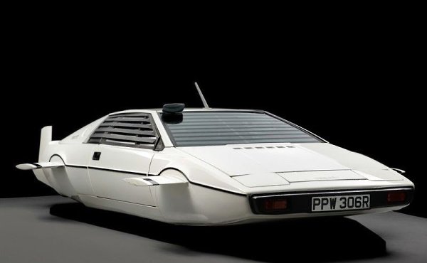 Автомобиль-субмарину Lotus Esprit Джеймса Бонда выставили на eBay.Если вы ярый поклонник Бондианы и ...