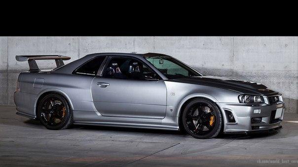 Nissan Skyline GT-R R34