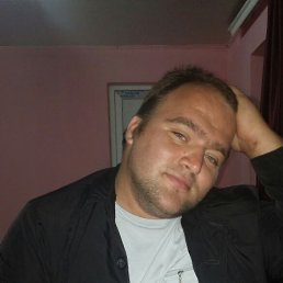 Ruslan, 35, 