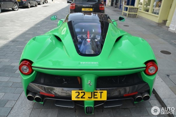 Ferrari LaFerrari.  499   . : 6,3 litre V12 + Electric Drive. ... - 8