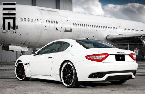 Maserati GranTurismo with Vossen Wheels. - 2