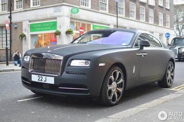 Rolls-Royce Wraith.