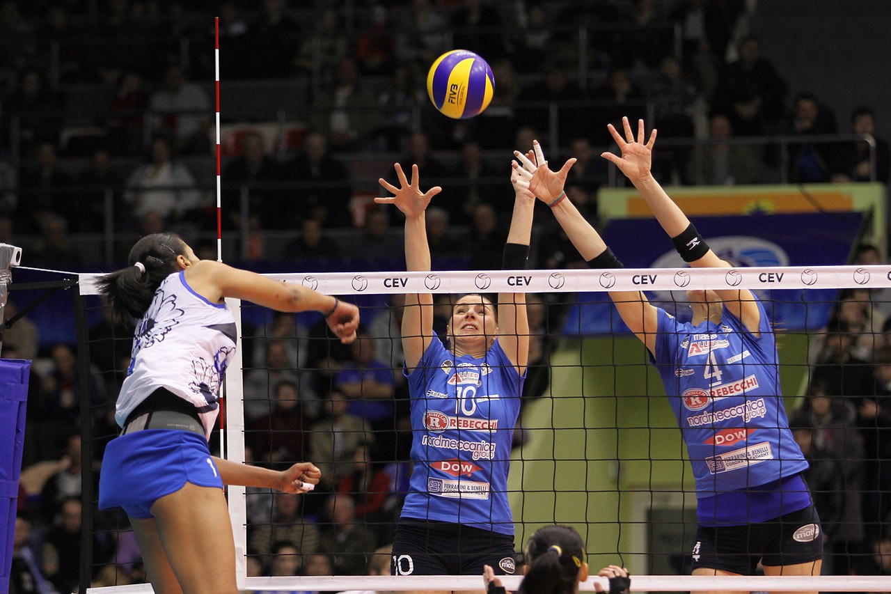 2013 CEV Volleyball Challenge Cup - Women.Dinamo KRASNODAR vs https://fotostrana.ru/away?to=/sl/dG6 PIACENZA - 16